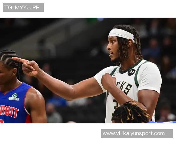 特纳状态低迷12投仅中3三分球表现惨淡仅得14分7篮板2助攻